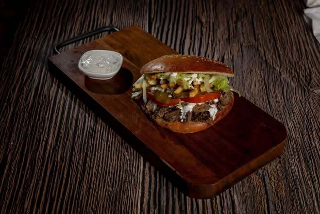 GREEK GYRO PITA (beef n lamb)