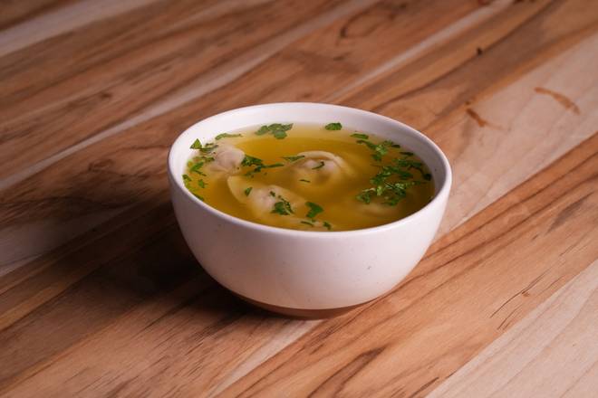 Pelmeni soup